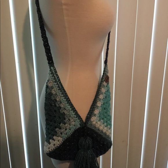 Crochet crossbody BoHo bag. Handmade. Variegated blues with sparkle. - Picture 7 of 9